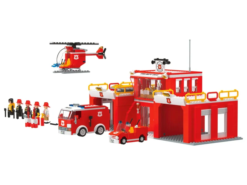 840 piece fire station clippys set