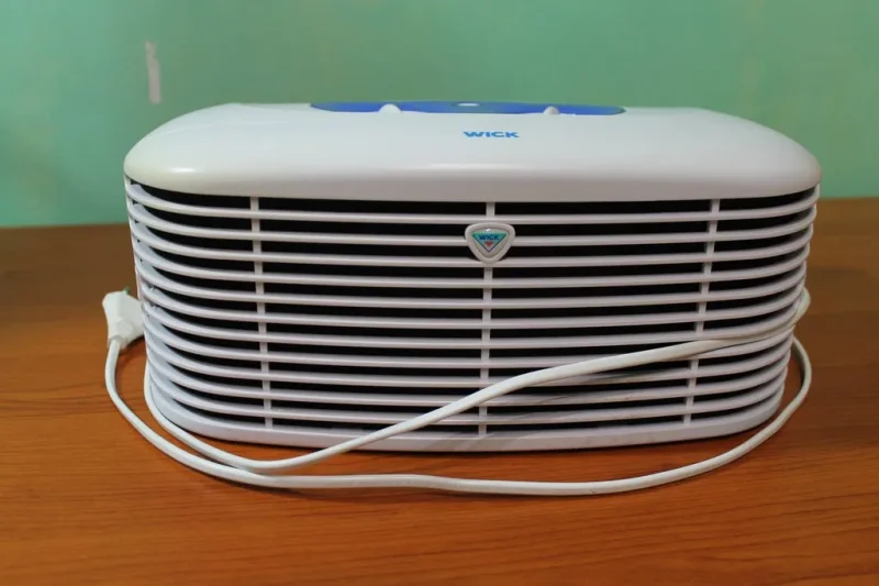 compact air purifier with hepa ionizer